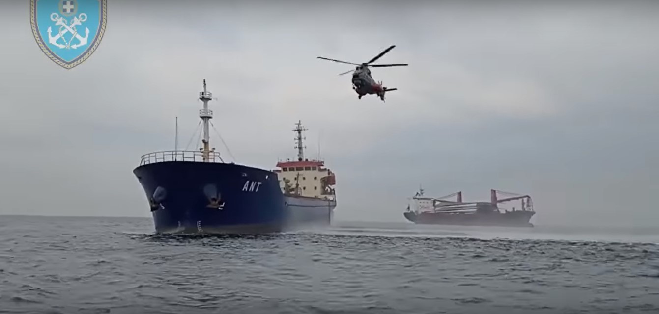 Χίος: Τεράστιο ρήγμα στο πλοίο με τους Τούρκους ναυτικούς – Αρνήθηκε την ελληνική βοήθεια, αναχώρησε προς Τουρκία