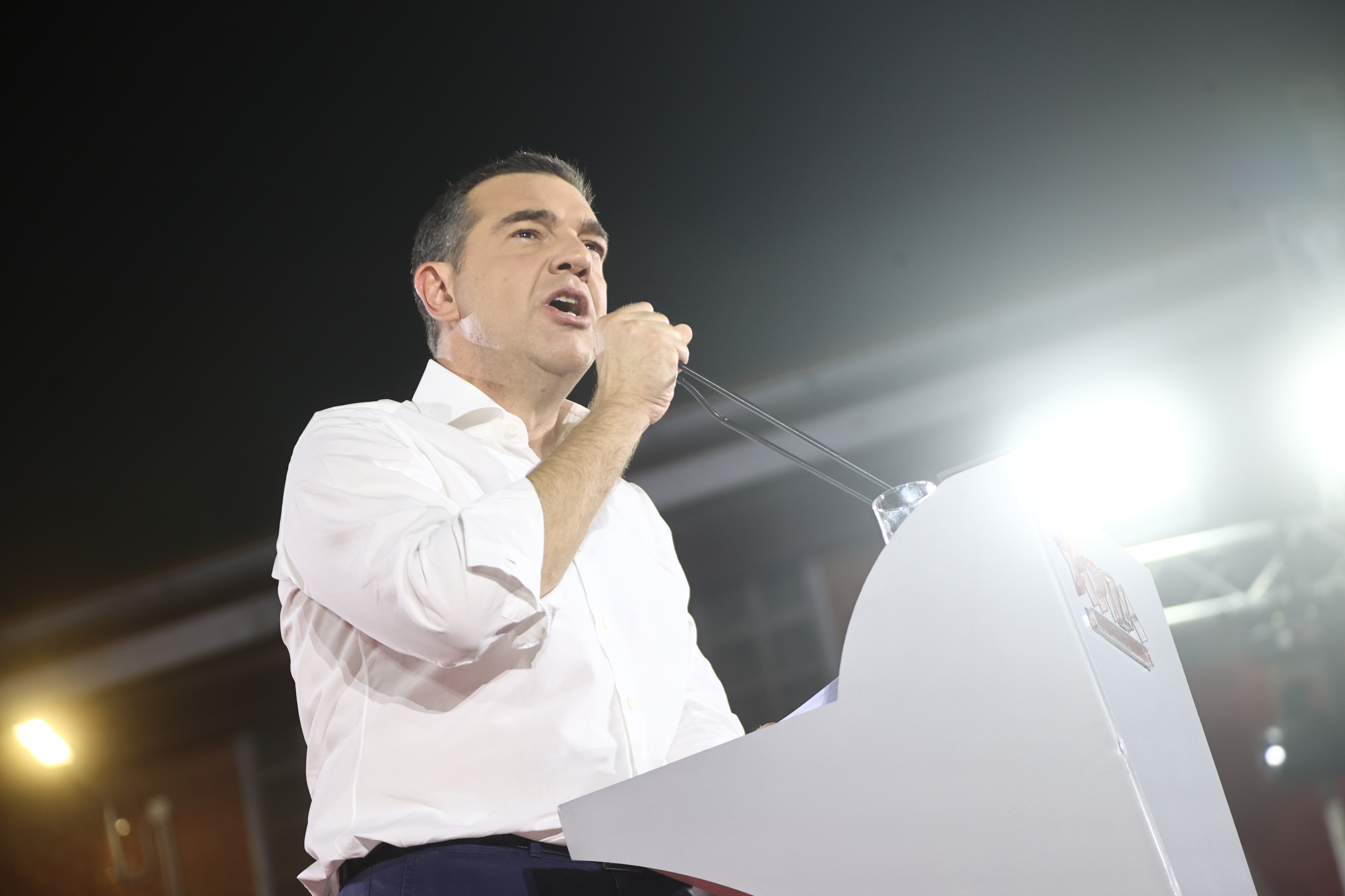 Αλέξης Τσίπρας: «Τίθεμαι στην κρίση των μελών του κόμματος»