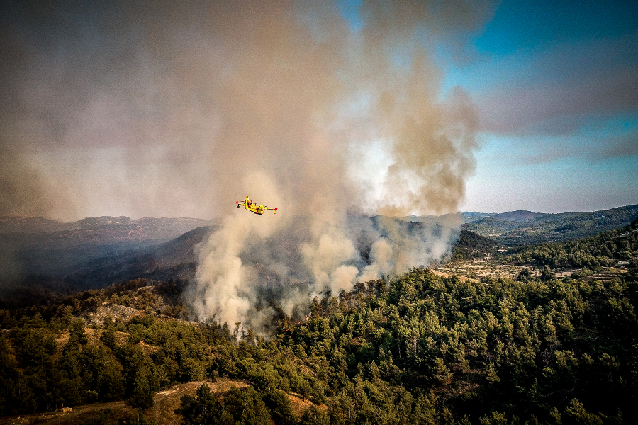 Καλύτερη εικόνα σε όλα τα μέτωπα - Πιο δύσκολη από τις πυρκαγιές αυτή στη Ρόδο πυρκαγιές