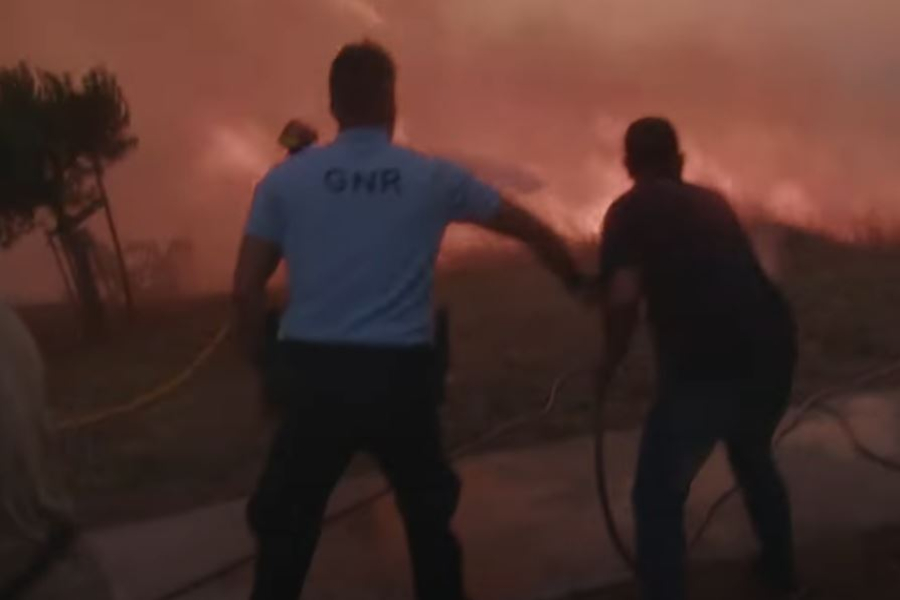 Μεγάλες φωτιές σε Πορτογαλία και Κροατία – Καίγονται Κασκάις και Ντουμπρόβνικ