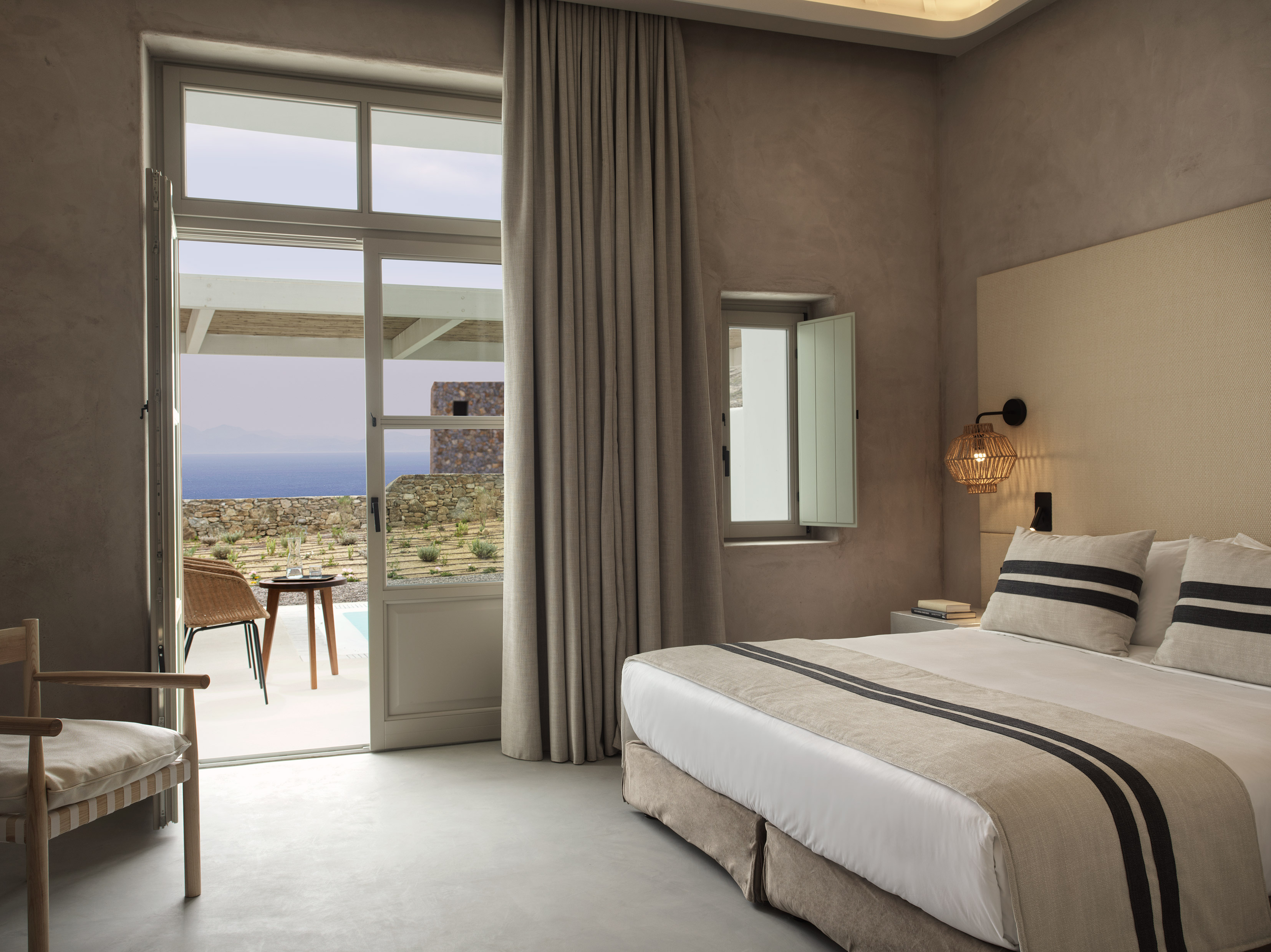 Yi Hotel Mykonos: Η SWOT Hospitality καλωσορίζει το απόλυτο party hotel Yi Hotel Mykonos