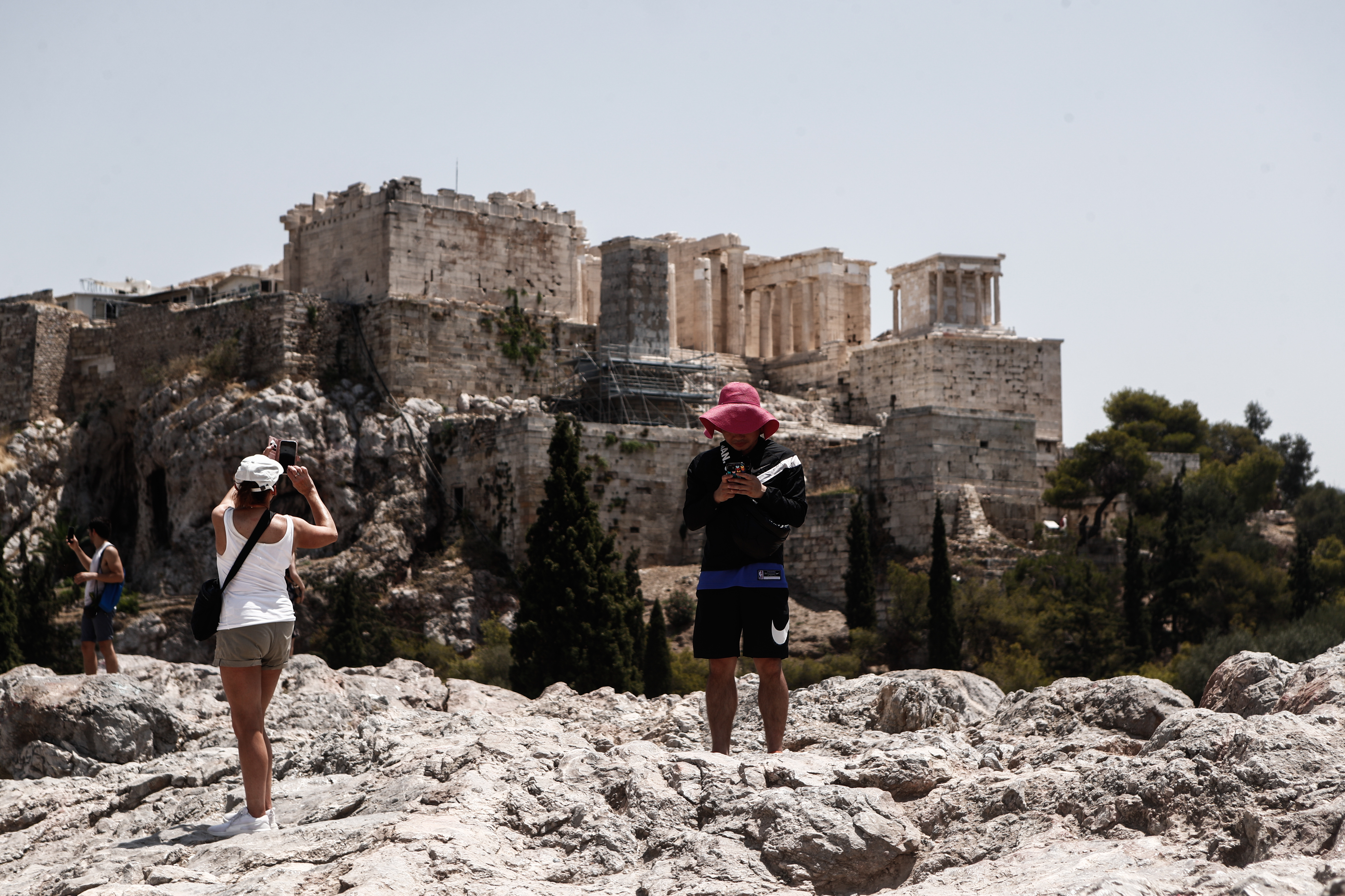 Κλείνει στις 11:00 η Ακρόπολη λόγω του καύσωνα