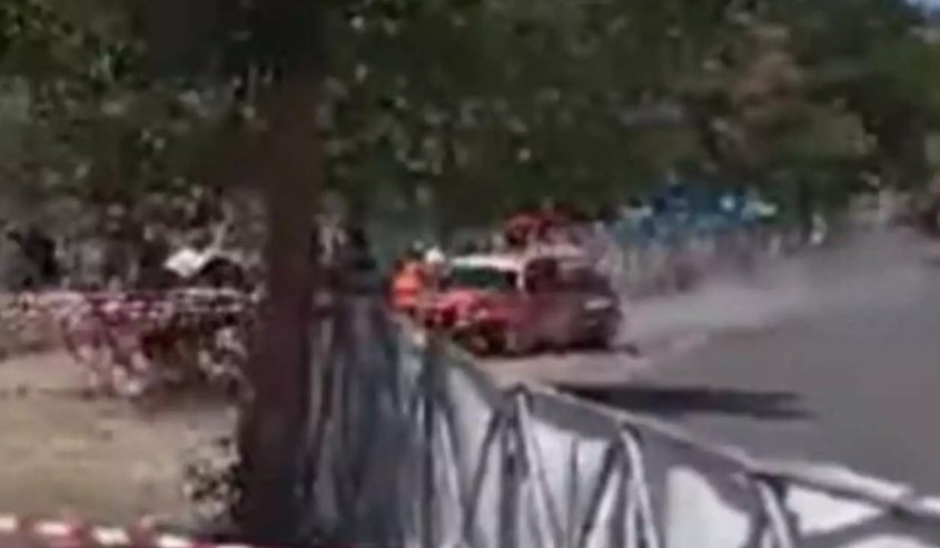 Ατύχημα σε αγώνα ράλι στη Δημητσάνα: Τρεις τραυματίες (Vid)