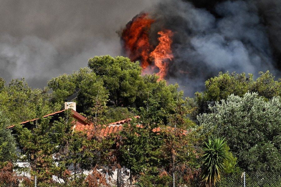 Δήμαρχος Λαυρεωτικής: «Μεγάλη η καταστροφή, κάηκαν πάνω από 30.000 στρέμματα»
