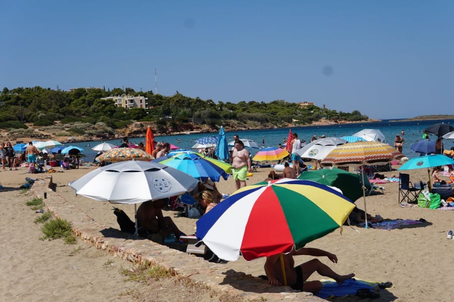 Καιρός: 35άρια το Σαββατοκύριακο – Ζέστη, χωρίς καύσωνα