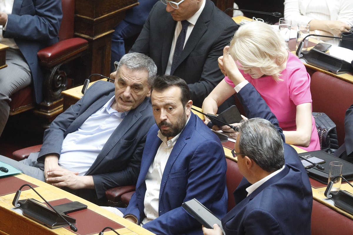 Το κάθισμα του Τσακαλώτου…
