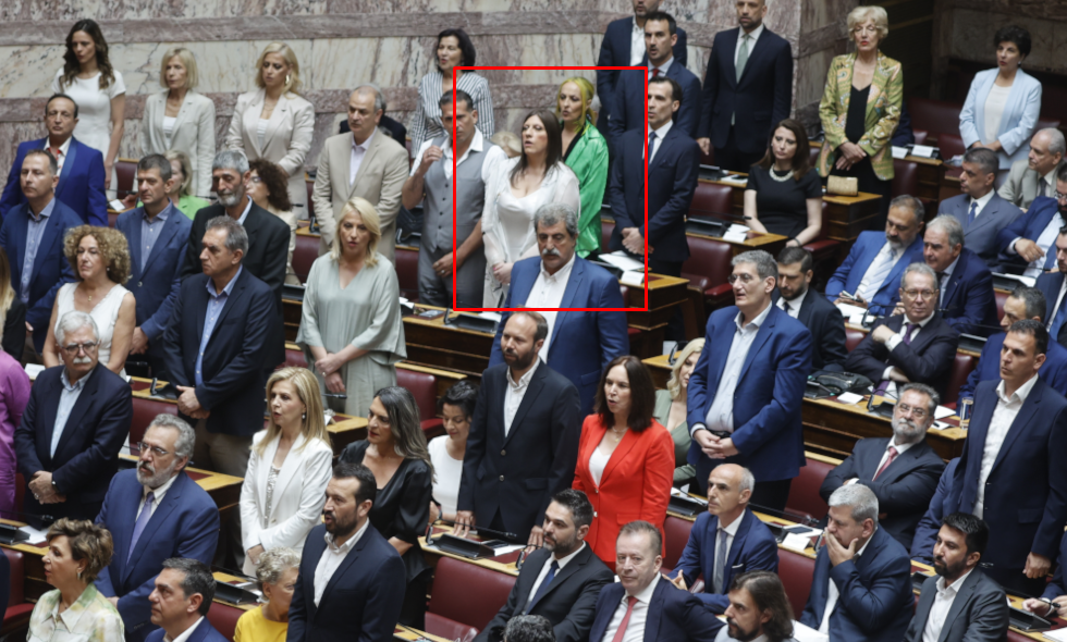 ΣΥΡΙΖΑ όπως… ΠΑΣΟΚ 2004, ο κρυμμένος Τζανακόπουλος και το «άδειασμα» στον Καραμανλή Τζανακόπουλος