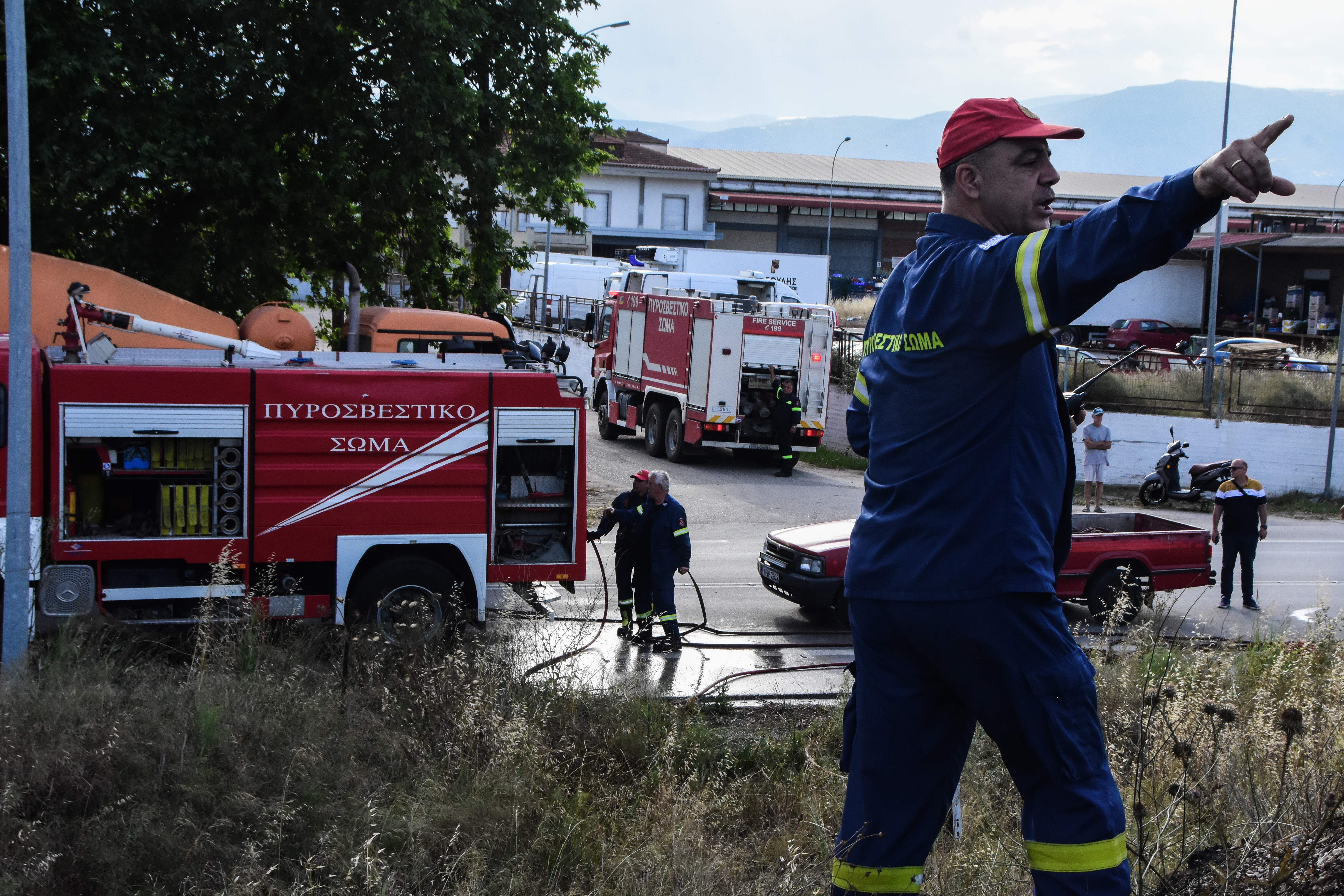 Φωτιά σε δασική έκταση ανάμεσα σε Μαρκόπουλο και Κάλαμο