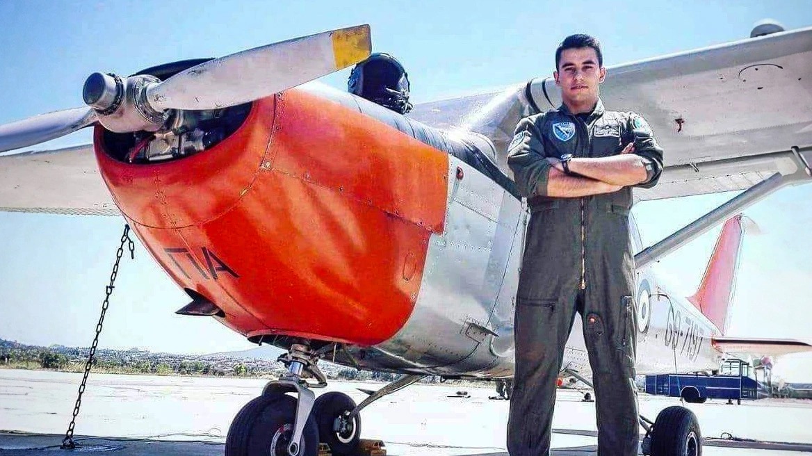 Πτώση Canadair: Σε άσχημη ψυχολογική κατάσταση οι γονείς του ανθυποσμηναγού Στεφανίδη