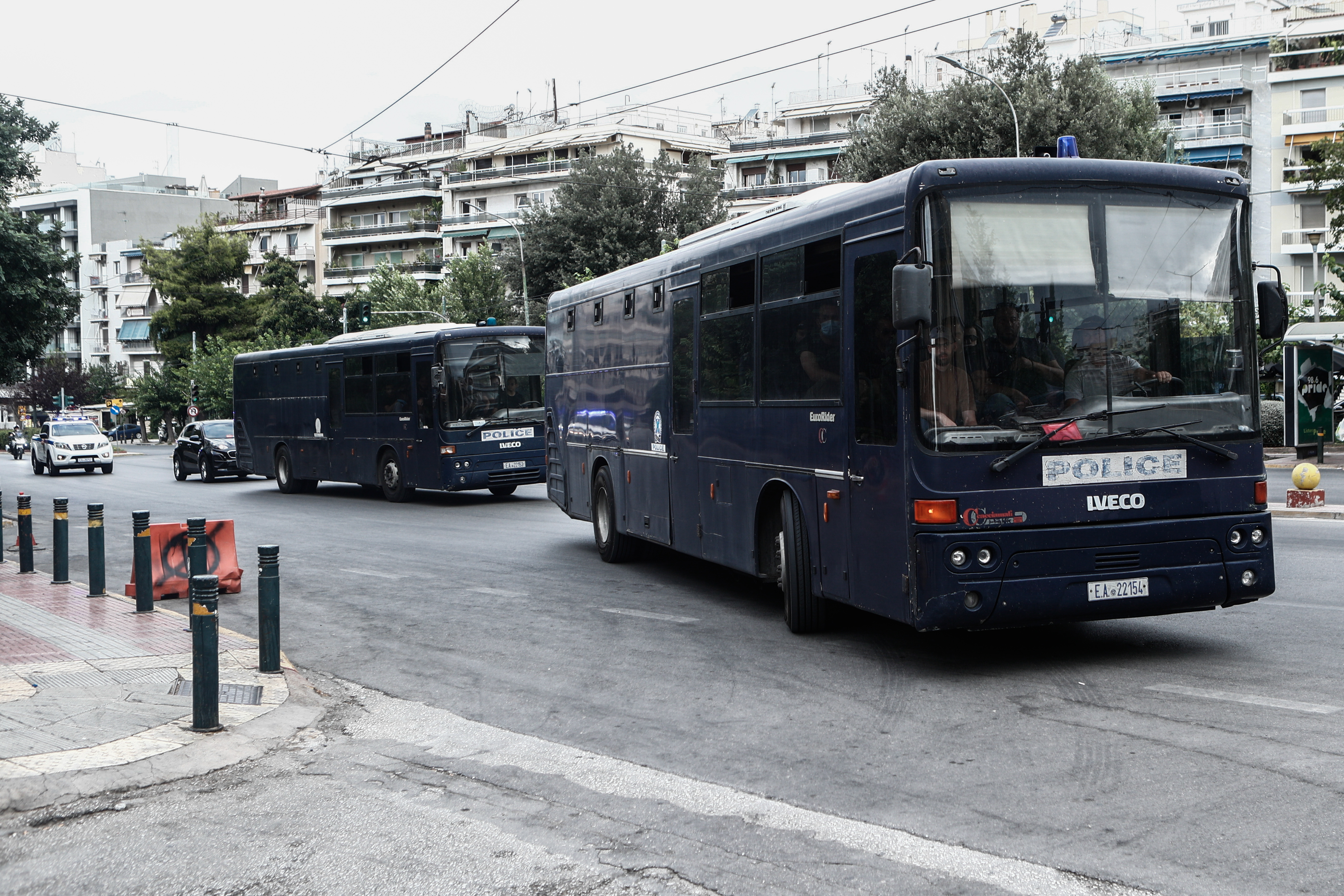 Σε διαθεσιμότητα ο αξιωματικός της ΕΛΑΣ και ο ειδικός φρουρός που κατηγορούνται για εκβιασμό