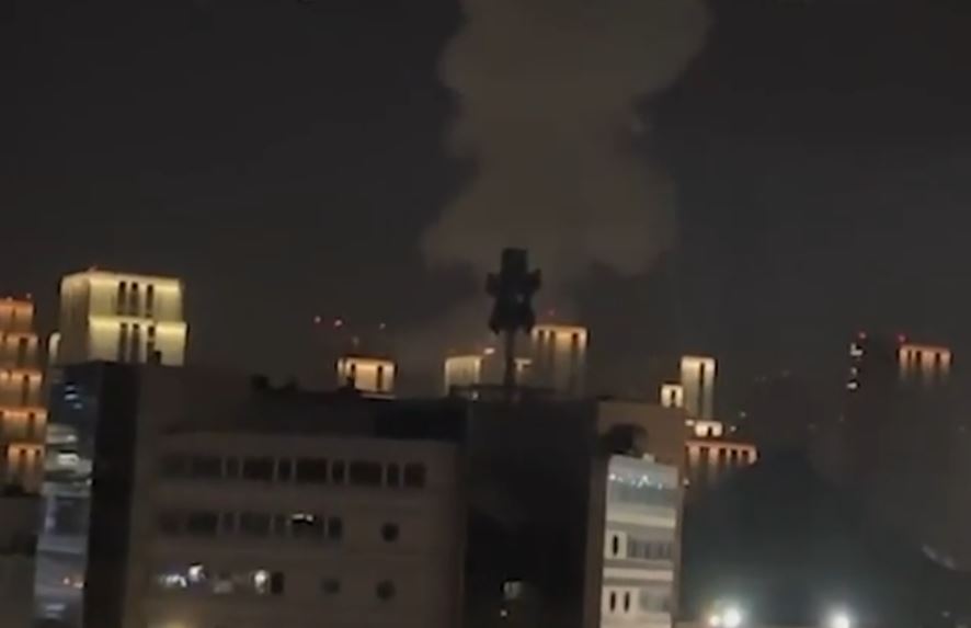Τα ουκρανικά drone τρομοκρατούν τη Μόσχα: Ισχυρή έκρηξη κοντά στο Κρεμλίνο (vid)