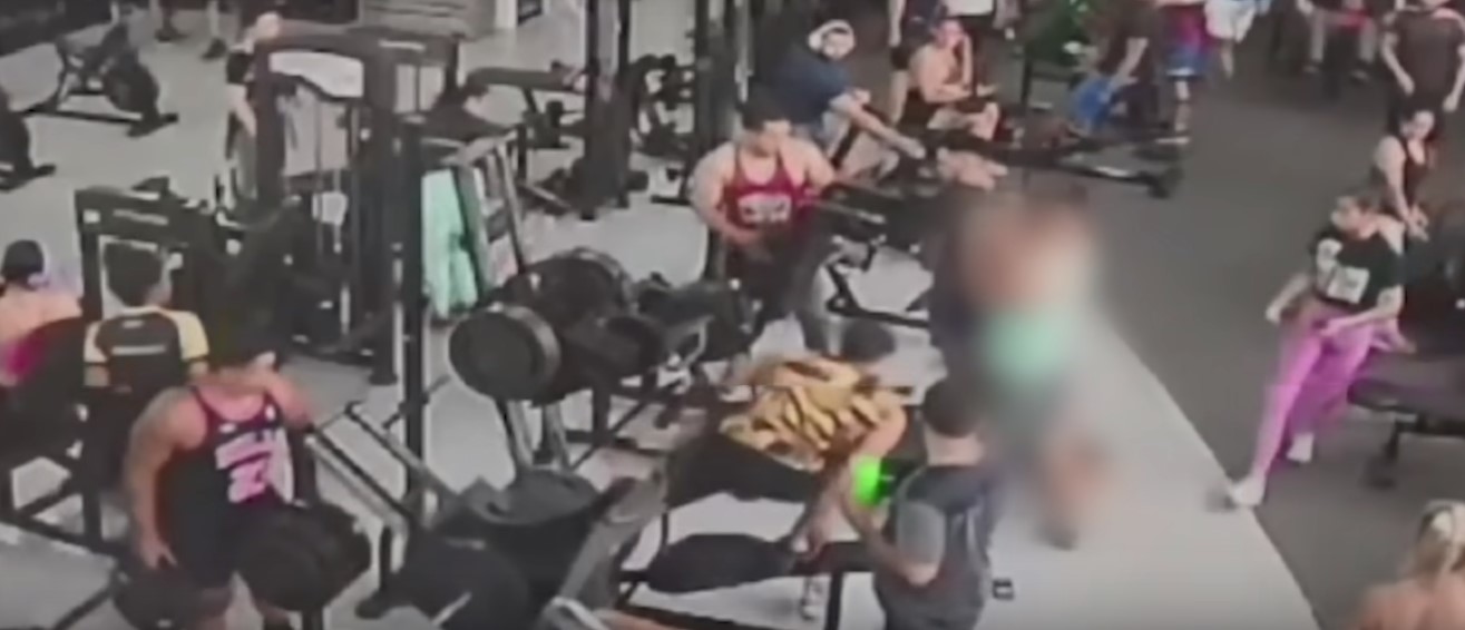 Βραζιλία – Σοκαριστικό ατύχημα σε γυμναστήριο: Μηχάνημα 165 κιλών έπεσε στον αυχένα 42χρονου – 1% οι πιθανότητες να ξαναπερπατήσει