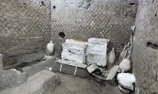 Υπνοδωμάτιο «σκλάβων» βρέθηκε από αρχαιολόγους σε μια ρωμαϊκή βίλα κοντά στην Πομπηία
