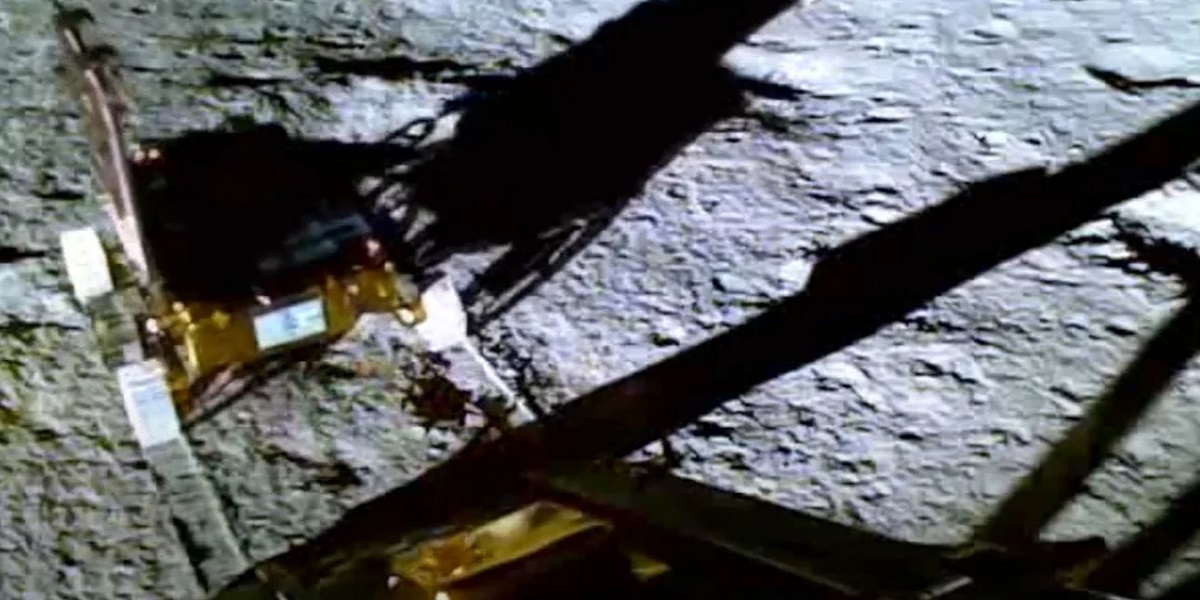 Chandrayaan-3: Το πρώτο βίντεο με το όχημα της ινδικής αποστολής «πατάει» στη Σελήνη