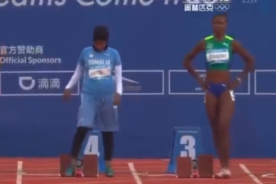 Πώς μια αθλήτρια από τη Σομαλία έγινε viral παγκοσμίως σε λιγότερα από 22 δευτερόλεπτα… (vid)