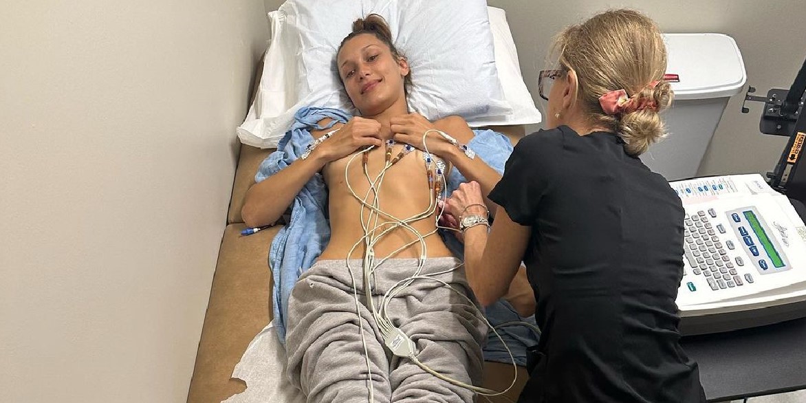 Μπέλα Χαντίντ: Παλεύει με τη νόσο του Lyme – Εμφανώς καταβεβλημένη και με σωληνάκια στις νέες φωτογραφίες