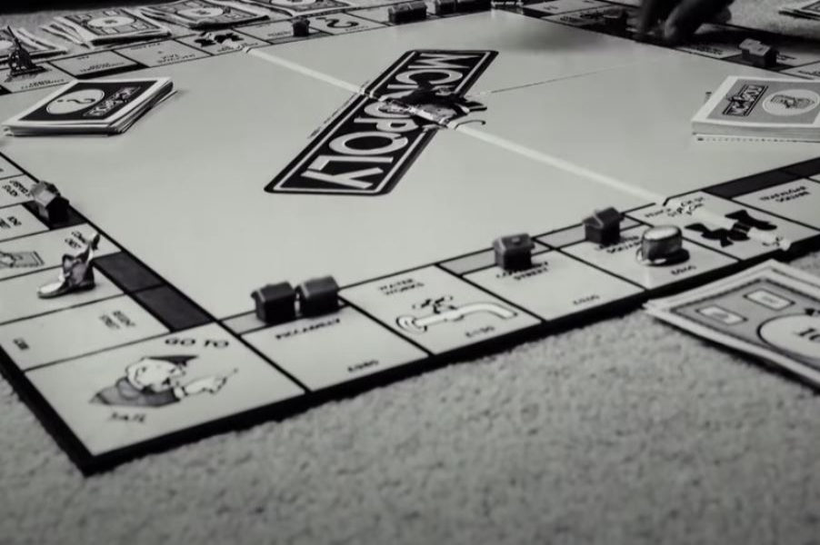 Monopoly: Τα 90 χρόνια ζωής του επιτραπέζιου που έχουν παίξει πάνω από 1 δισεκατομμύριο άνθρωποι (pics & vid) Monopoly