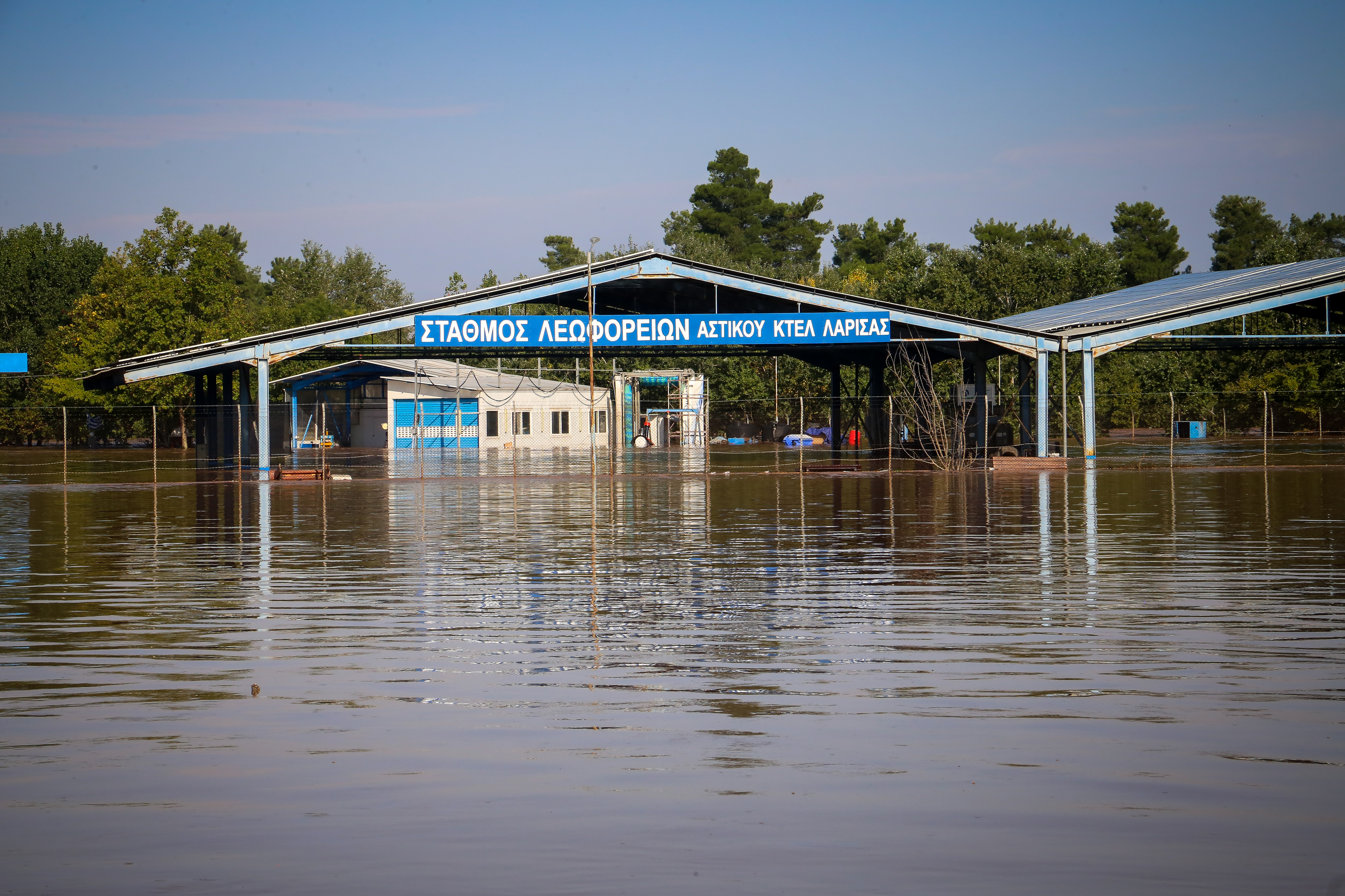 Δραματική προειδοποίηση του δημάρχου Λάρισας: «Θα πλημμυρίσει όλη η πόλη από τον Πηνειό»