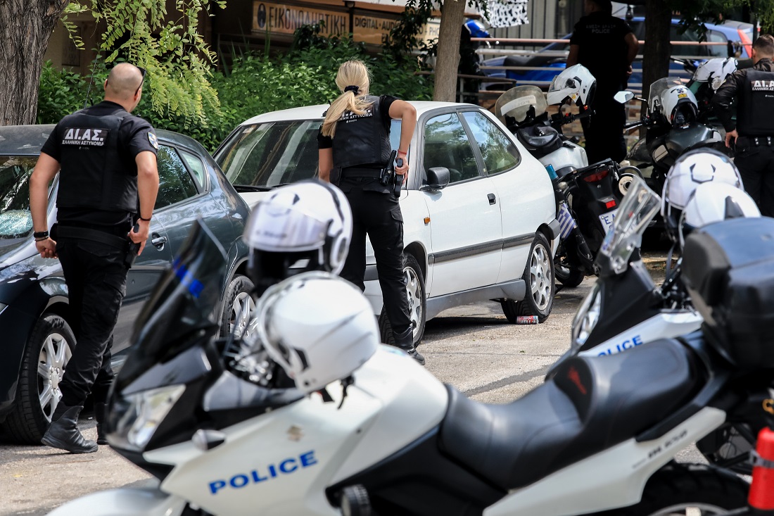 Μεθυσμένος και με ψεύτικο πιστόλι ο Ουκρανός που αναστάτωσε το Νέο Κόσμο Νέο Κόσμο