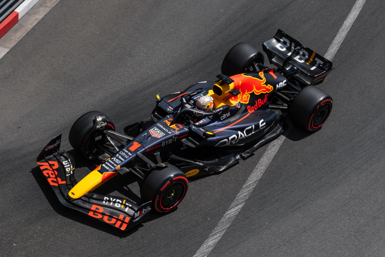 Red Bull: Verstappen και Perez κυνηγούν το απόλυτο ρεκόρ στην ιστορία της F1