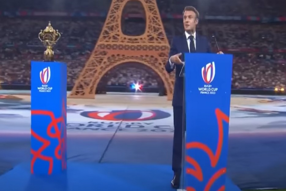 Γιούχαραν τον Μακρόν στην τελετή έναρξης του Παγκοσμίου Κυπέλλου Ράγκμπι – Κοιτούσε αμήχανα (Vid)
