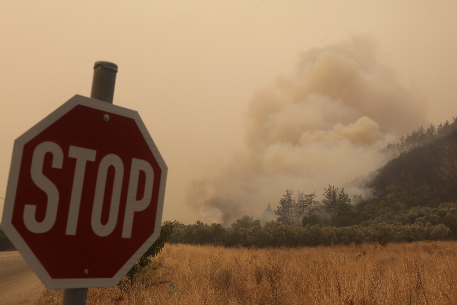 Χωρίς ενεργό μέτωπο ο Έβρος μετά από 17 ημέρες στις φλόγες – Ανυπολόγιστη η οικολογική καταστροφή