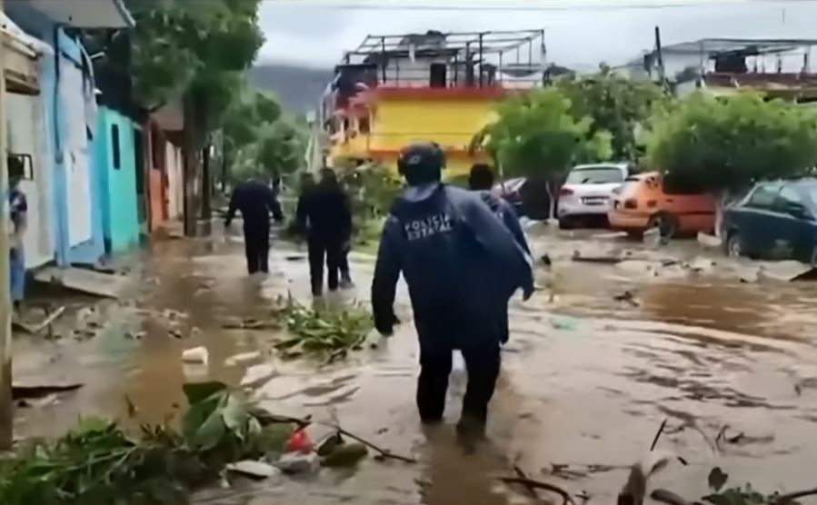 Μεξικό: 43 νεκρούς, 36 αγνοούμενους και χάος αφήνει πίσω του ο τυφώνας Ότις