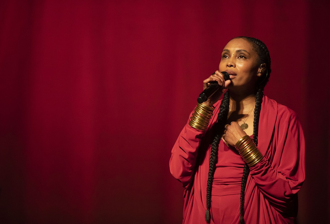Imany: Eπιστρέφει στην Ελλάδα για μία και μοναδική συναυλία