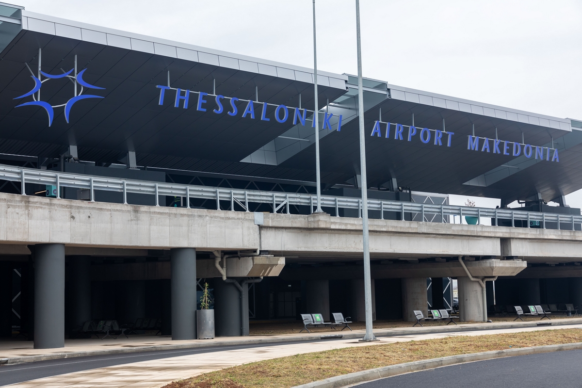 Αναγκαστική προσγείωση αεροσκάφους στο αεροδρόμιο «Μακεδονία» – Επιβάτιδα έπαθε κρίση επιληψίας