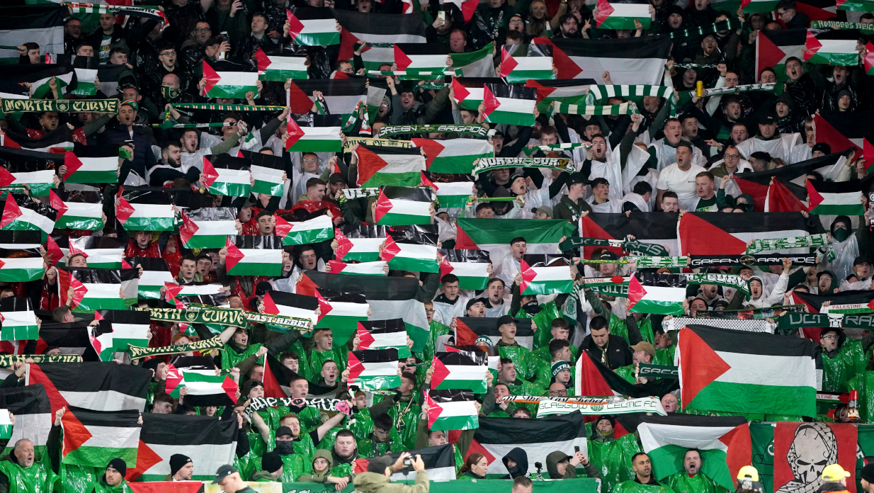 Βροντερό «όχι» από τους οπαδούς της Σέλτικ στο no politica της UEFA – Γέμισαν το πέταλο με παλαιστινιακές σημαίες