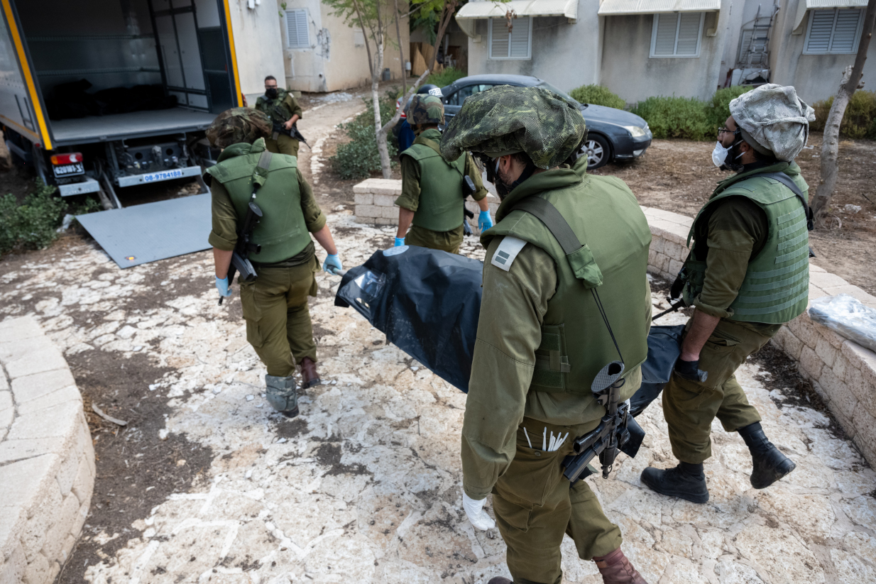 Χάος στα κιμπούτς του Ισραήλ από τις σωρούς αμάχων και τις λεηλασίες
