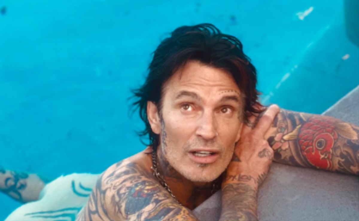 Tommy Lee: «Ήμουν σε αποστολή θανάτου πίνοντας τέσσερα λίτρα βότκα τη μέρα»