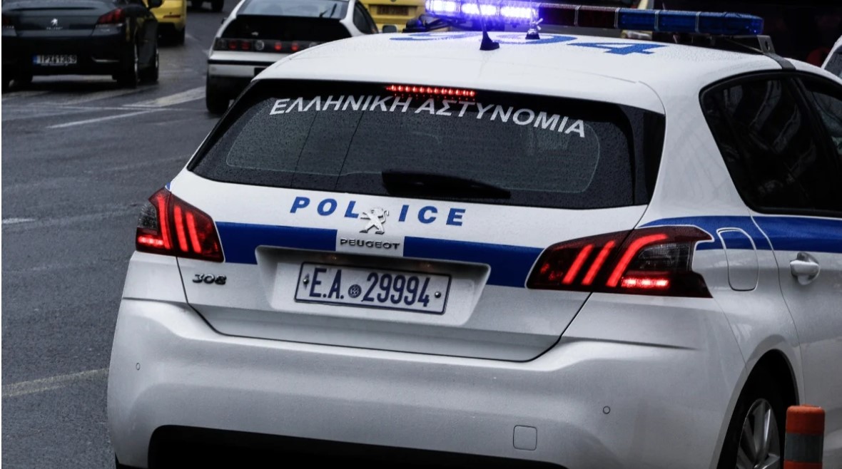 Περιστέρι: Ανήλικοι εισέβαλαν σε τάξη και απείλησαν τον καθηγητή