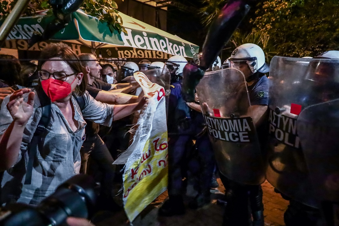 Εξάρχεια: Ελεύθεροι αφέθηκαν οι 4 προσαχθέντες από την πορεία για το μετρό