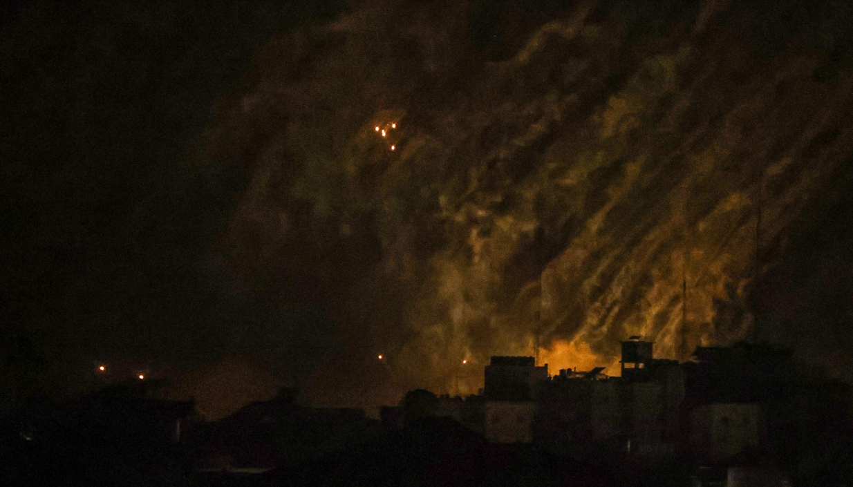 Έχει περικυκλωθεί η πόλη: Η εισβολή των ισραηλινών δυνάμεων στη Γάζα – Δε θα αντέξουν οι άμυνες (δορυφορικές εικόνες)
