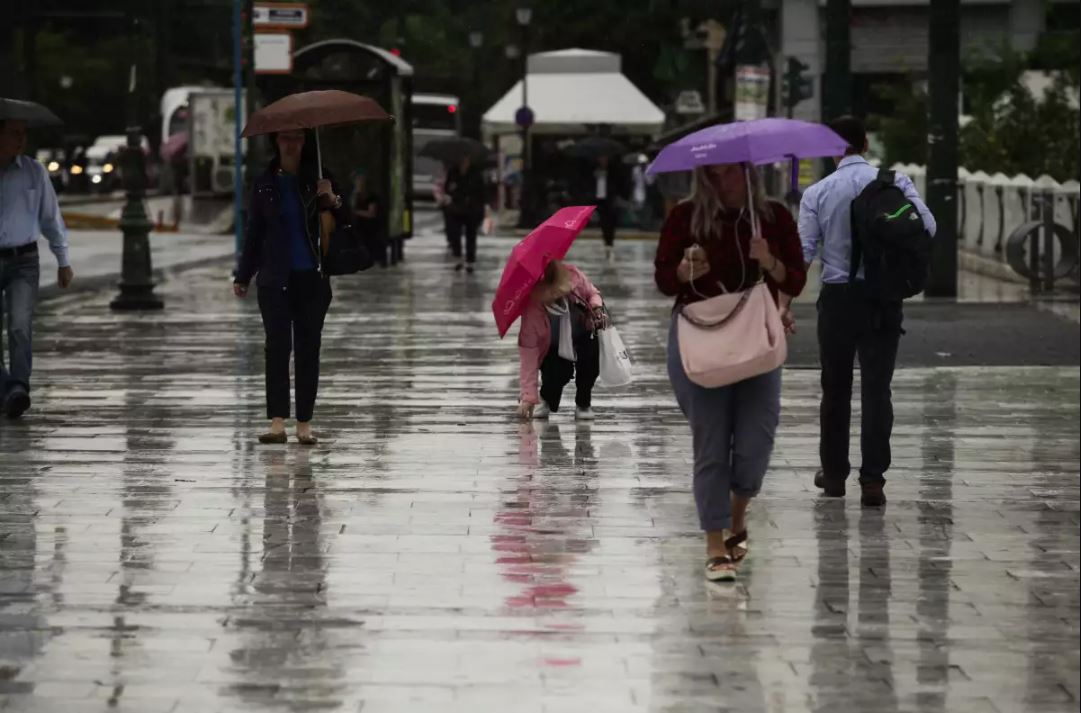 Καιρός: Με βροχές και καταιγίδες η Τετάρτη σύμφωνα με την πρόγνωση της ΕΜΥ