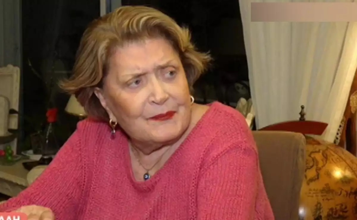 Βάσια Τριφύλλη προς Αννίτα Πάνια: «Είναι η κατάλληλη στιγμή να σου πω άντε γ…ου»