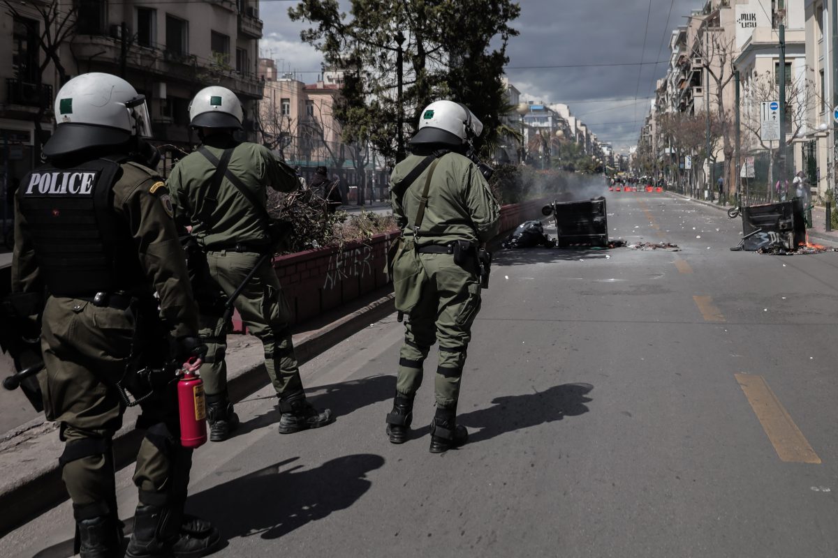 Η «Ένοπλη Προλεταριακή Δικαιοσύνη» ανέλαβε την ευθύνη για την τοποθέτηση βόμβας στα ΜΑΤ – Απειλεί με νέα χτυπήματα