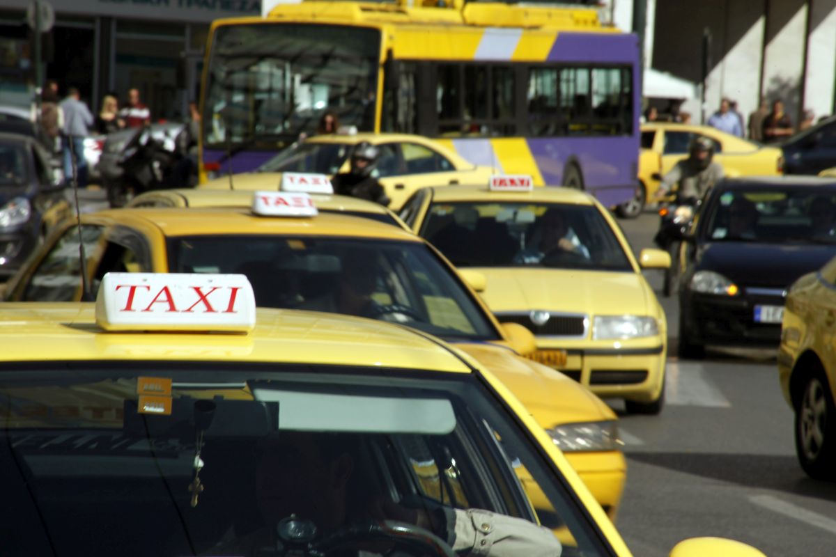 Τετραήμερη πανελλαδική απεργία στα ταξί από σήμερα – Χωρίς οδηγούς η Αττική Τρίτη και Τετάρτη