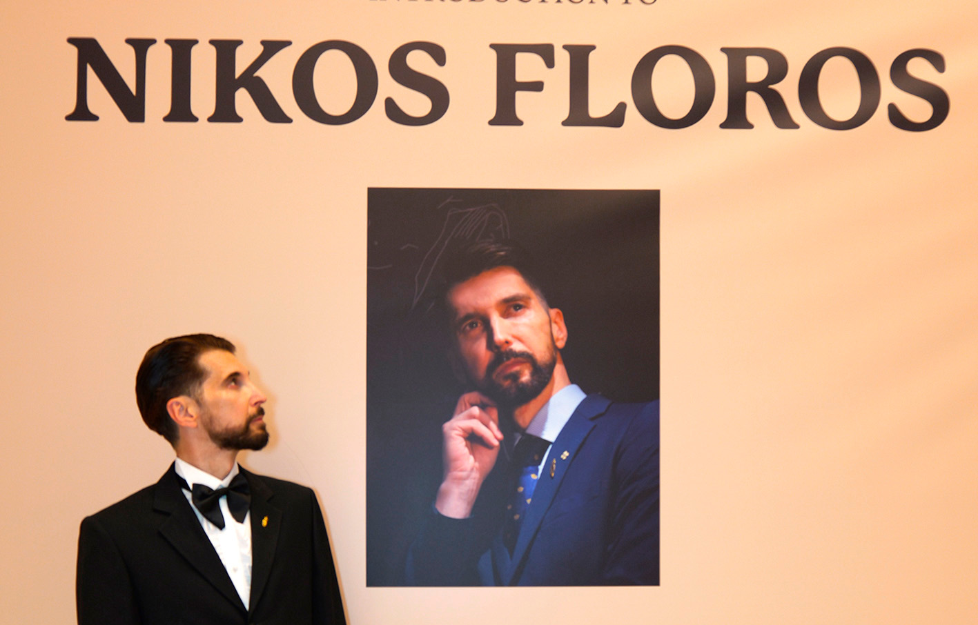 Ο διεθνής Έλληνας γλύπτης Νίκος Φλώρος είναι ο τιμώμενος καλλιτέχνης των Η.Α.Ε σε εκδήλωση στο Ζάππειο Μέγαρο