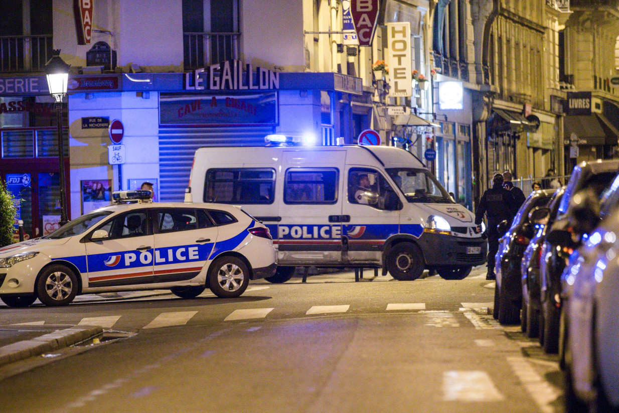 Δολοφονία «μυστήριο»: Βρέθηκε νεκρή μητέρα με τα τέσσερα παιδιά της σε διαμέρισμα στο Παρίσι