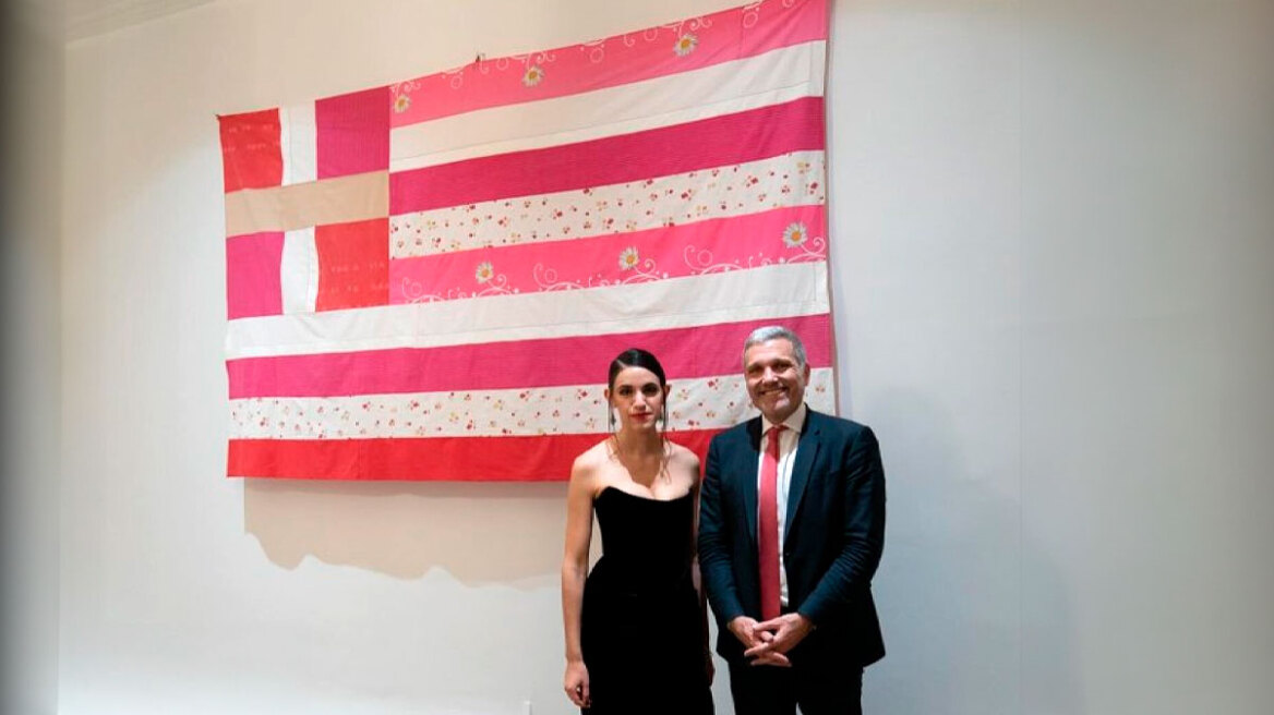Η απάντηση του Έλληνα γενικού προξένου στον Γεραπετρίτη για τη ροζ σημαία