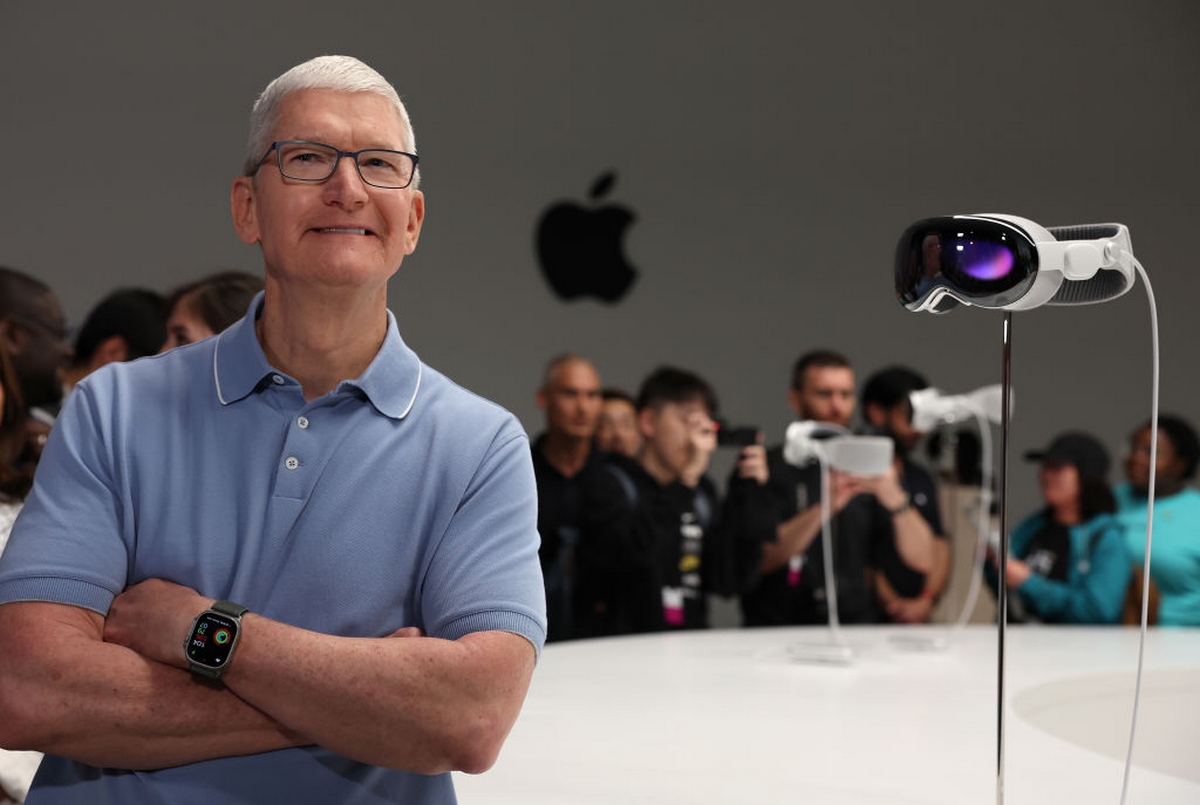 Ο Tim Cook ρισκάρει την κληρονομιά του σε ένα ακριβό προϊόν και ανάβει φωτιές στην Apple