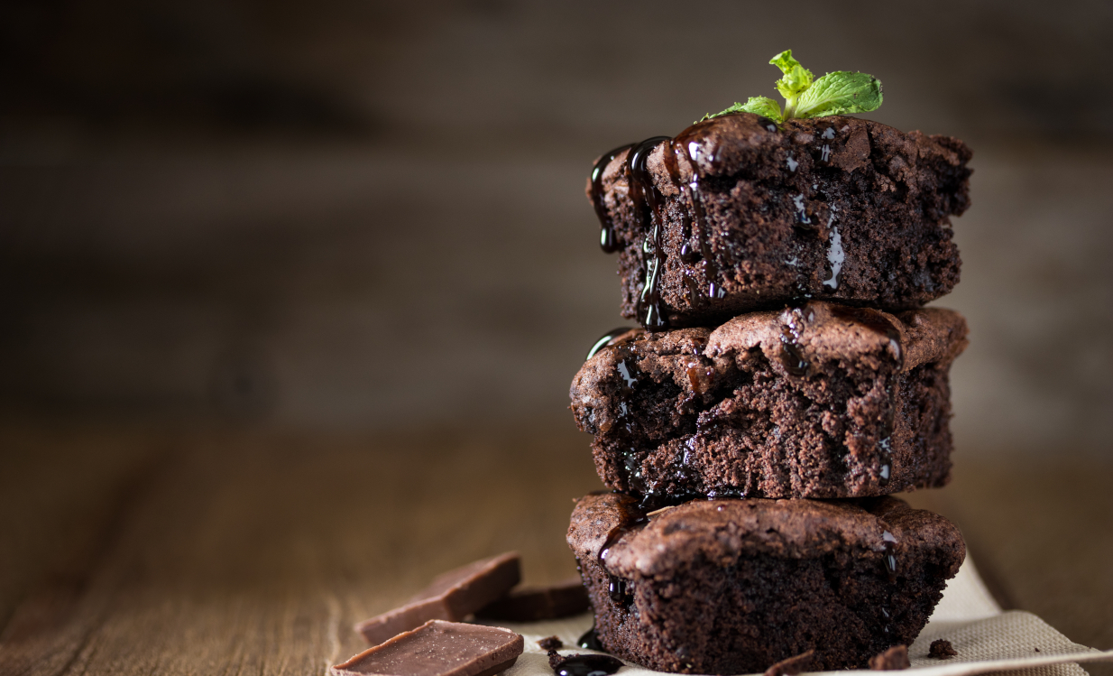 Ο υπέρτατος συνδυασμός: Brownies + cookies κάνουν το γλυκό σνακ που δε θα δίνεις ούτε στα παιδιά σου!