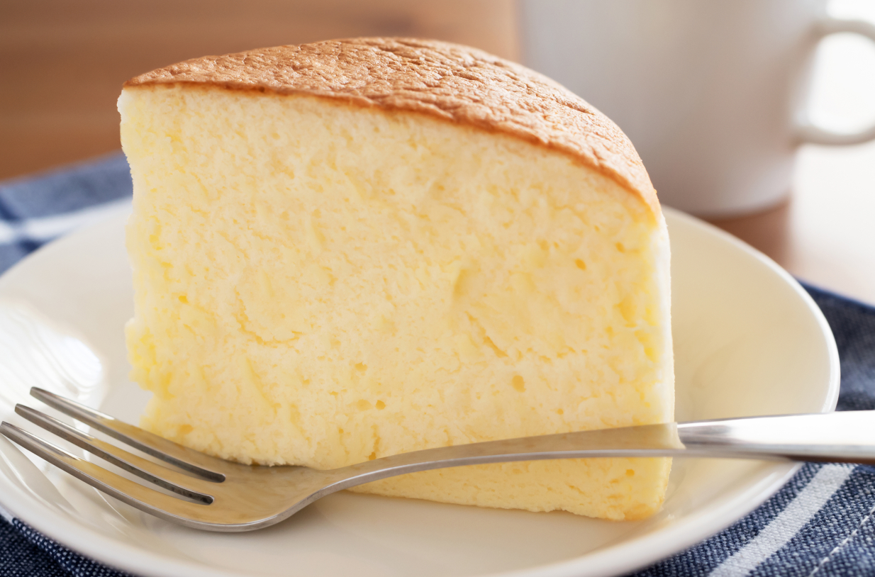 Το πιο αφράτο και παθιασμένο cheesecake στο τραπέζι σου