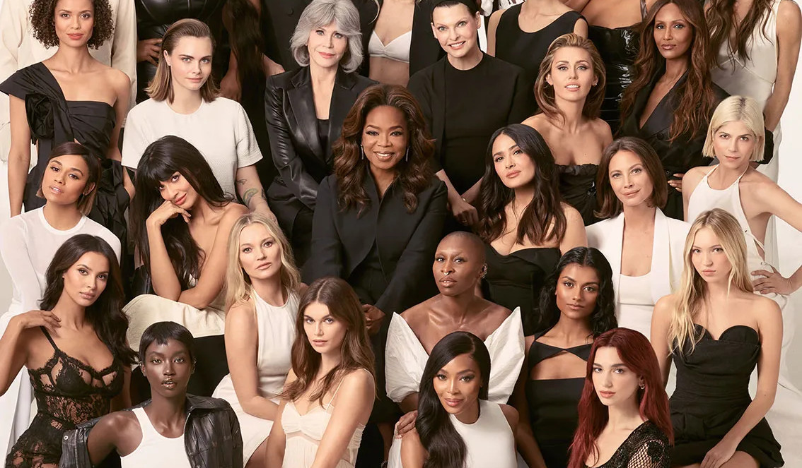 Το εξώφυλλο που θα γραφτεί στην Ιστορία: 40 γυναίκες-παγκόσμια σύμβολα αποχαιρετούν τον καλλιτεχνικό διευθυντή της Vogue