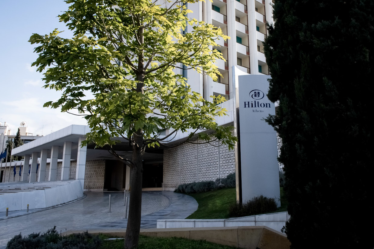 Η μεγάλη επιστροφή του Hilton: Τα σχέδια «επέλασης» στην ελληνική ξενοδοχειακή αγορά και το επόμενο Hilton Hotel Η μεγάλη επιστροφή του Hilton: Θα γεμίσουμε Μονακό, θα ξεπεράσουμε τη γαλλική ριβιέρα - Το πλάνο που δείχνει το μέλλον της Ελλάδας