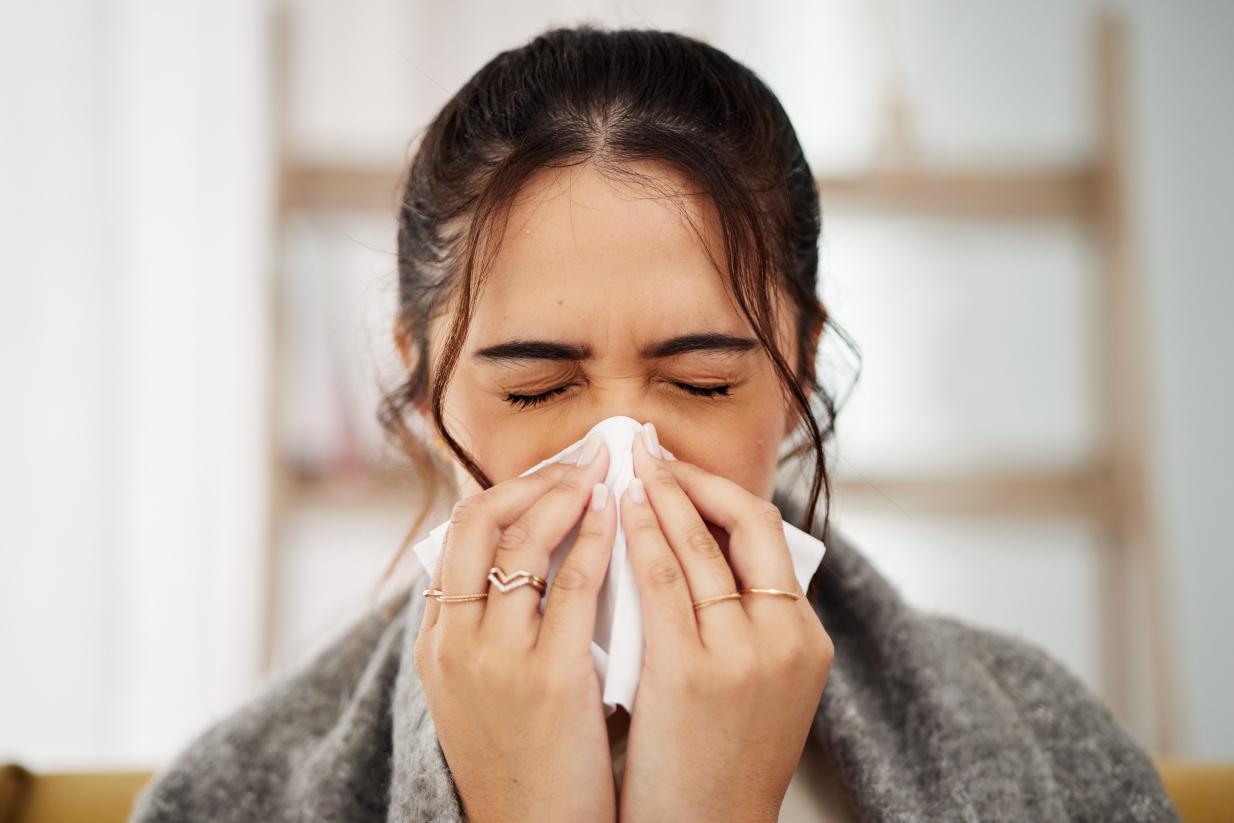 Θες να γλιτώσεις από γρίπη και κρύωμα; Κάνε αυτές τις 6 κινήσεις και θωράκισε τον οργανισμό σου