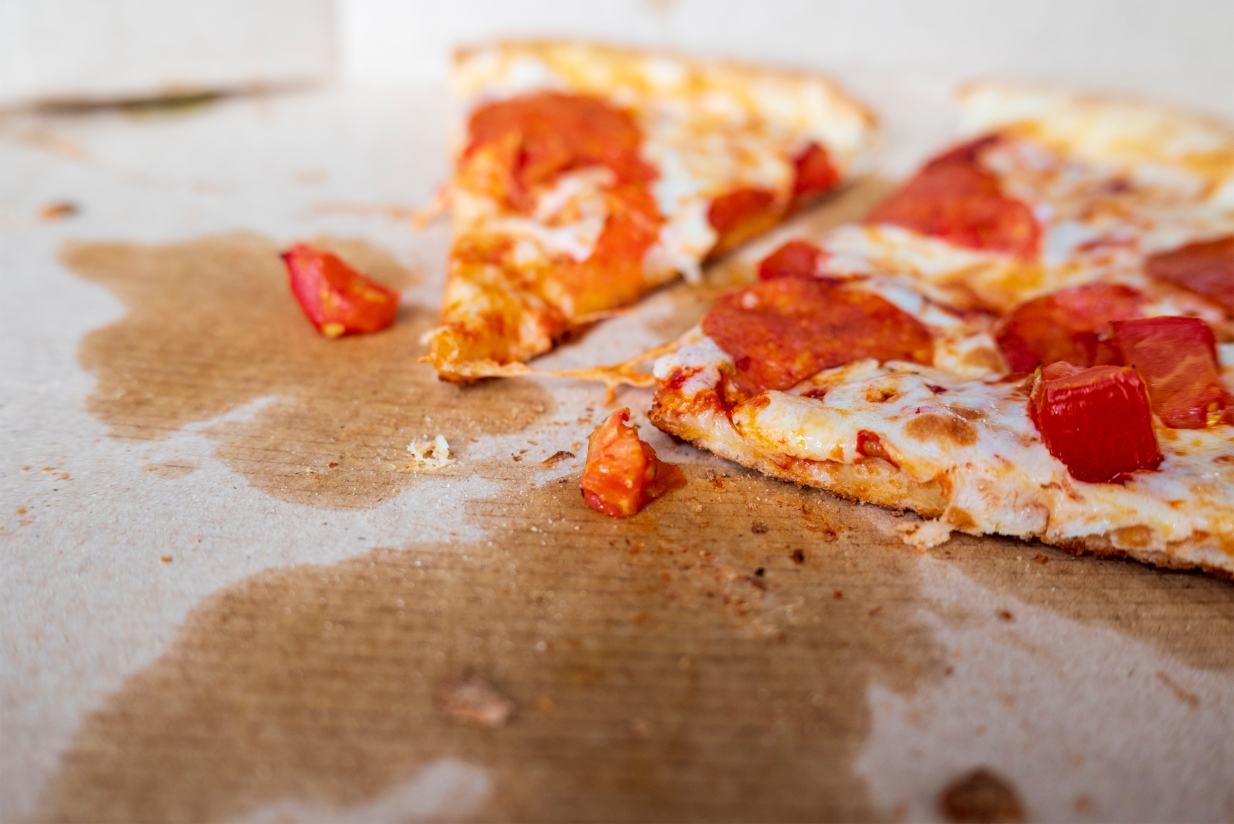 Το απόλυτο lifehack για να φας χθεσινή πίτσα: Οι φίλοι σου το ξέρουν χρόνια, εσύ το μαθαίνεις τώρα και μοιράζεις γνώση