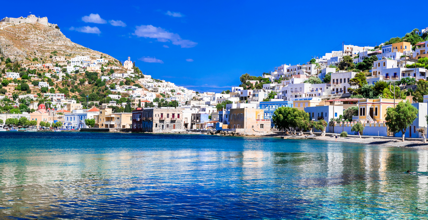 Με το ωραιότερο ψαροχώρι στο Αιγαίο: Το νησί που πρέπει να πας φέτος για να φας υπέροχα και να βρεις ένα φρούτο που δεν υπάρχει αλλού στην Ελλάδα